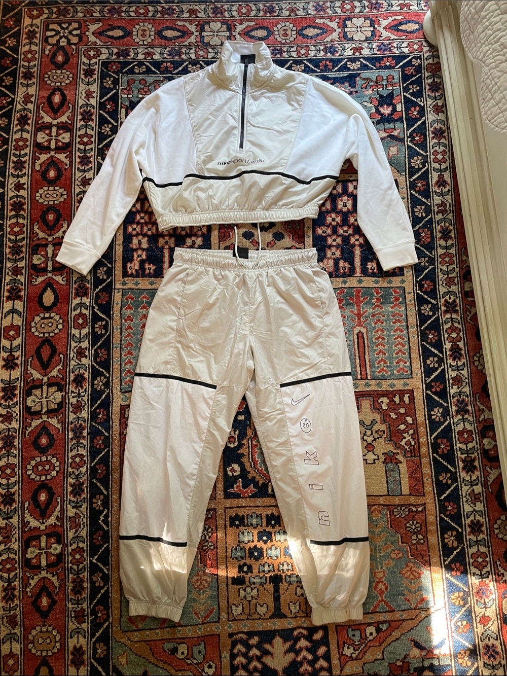 Nike White Two-Piece Cropped Windbreaker Set with Black Trim